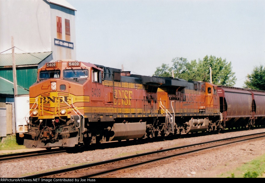 BNSF 5409 East